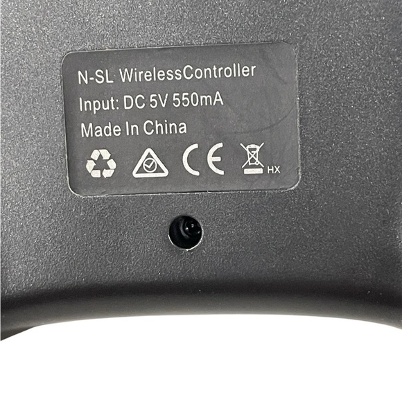 Unbranded Nintendo Wirelessss Controller For
N-Sl Input DC 5V 550 MA Black - Picture 3 of 4